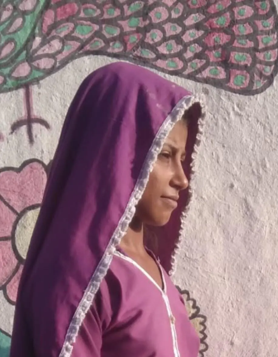 Lachmee Khomoon 01 Portrait